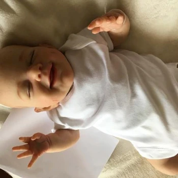 20 İnç Bebe Reborn Bebekler Nisan Gülümseme Tatlı Yüz Gerçekçi Tam Vinil Silikon Yenidoğan Yıkanabilir Bitmiş Bebek Çocuk Bebek Kız