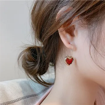 Kore Moda Kırmızı Kalp Bırak Dangle Küpe Kadınlar Kızlar için Altın Küçük Çember Lüks Tasarımcı Vintage Takı Hediyeler Bildirimi