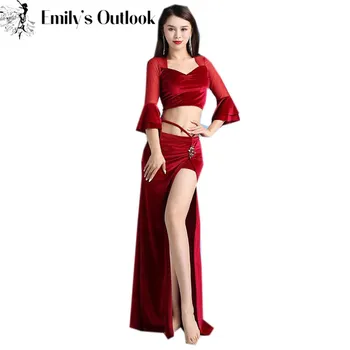 Seksi V Boyun Kadife oryantal dans kostümü Kadın 2 Parça Set Performans Gösterisi Giyim Uzun Kollu Üst Yan Bölünmüş Etek Kırmızı Artı Boyutu