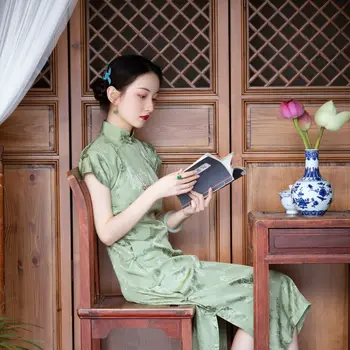 2022 Yaz Saten Çin Kadınlar Yeşil Yaprak Düğün Qipao Vintage Mandarin Yaka Cheongsam Seksi Kısa Kollu Akşam Midi Elbise