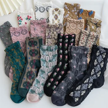 3 Çift Kore Tarzı Kadın Çorap Pamuk Harajuku Bayanlar Kış Çorap Seti Kawaii Çiçek Baskı Moda Streetwear Sevimli Tüp Çorap Sox