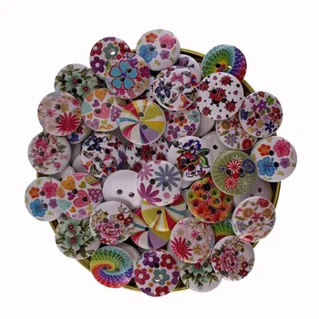 50 adet Renkli Desen Beyaz Ahşap Düğmeler Giyim Çocuklar İçin Yuvarlak Dikiş Düğmesi Ahşap DIY El Sanatları Scrapbooking Dekorasyon 15mm